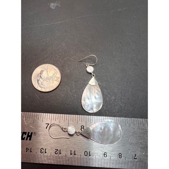 Mother of pearl sterling silver dangle earrings - Picture 6 of 9